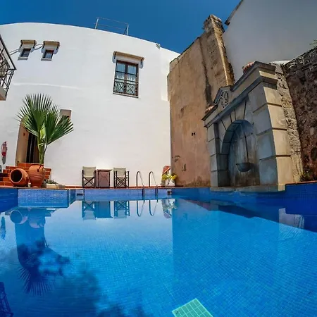 Calergi - Holidays In Crete Apartmanhotel 4*